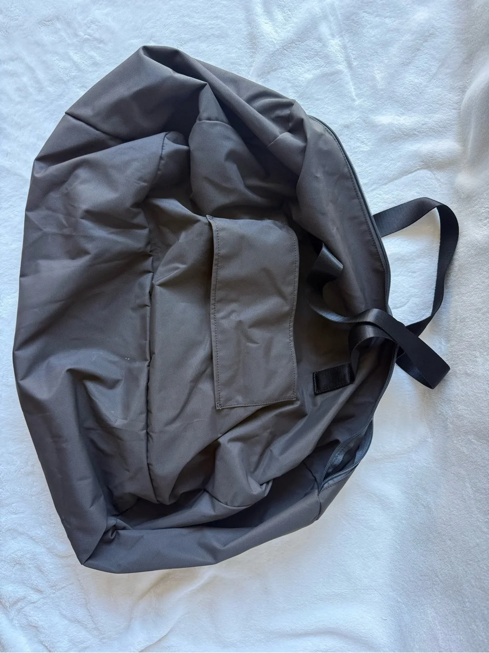 TUMI Voyageur Foldable Duffle Bag Gray Black Nylon Packable Travel Bag